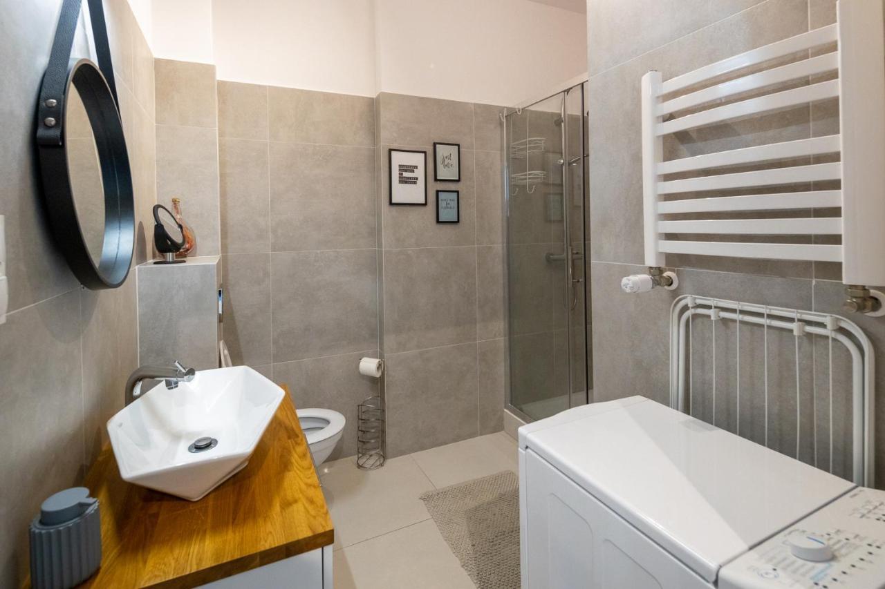 Apartament Zakatek Z Miejscem Parkingowym Bielsko-Biala Exterior photo